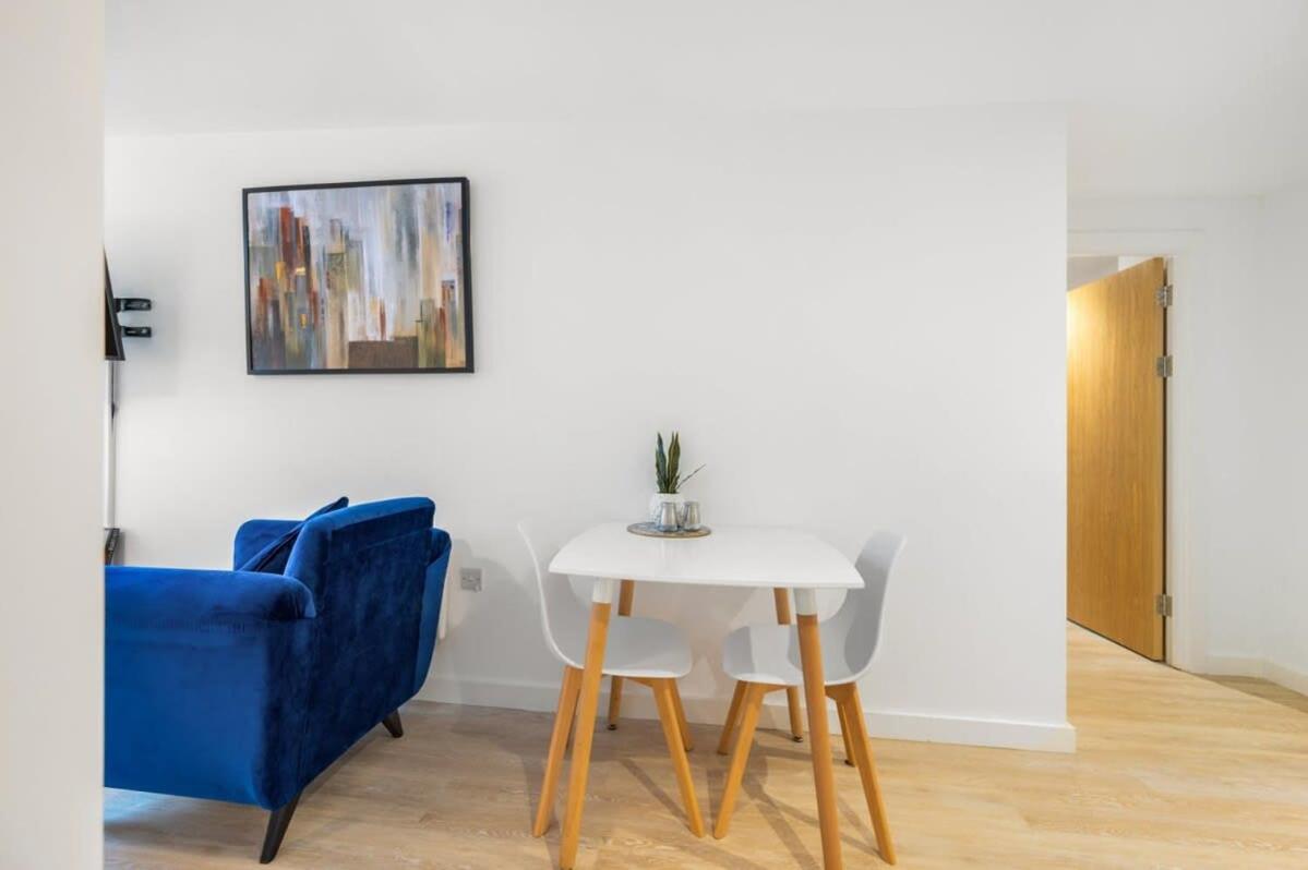 A Lovely 2 Bedroom Apartment In The Heart Of Preston 普雷斯顿 外观 照片